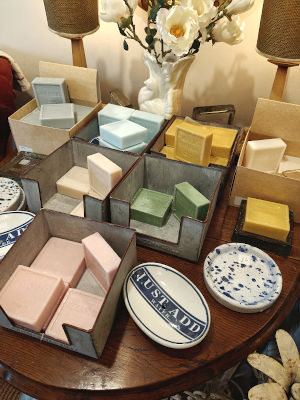 Description of image 1